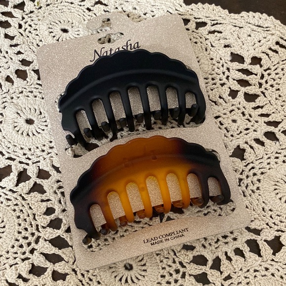 Natasha 2piece Large Hair Clips Black and Tortoise Shell - Picture 1 of 7